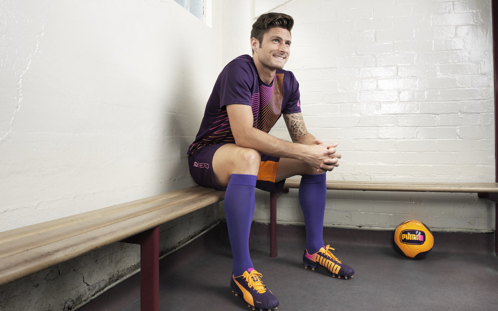 爱游互娱游戏官网-“法甲争冠集团拉开差距，豪门激战逐步升温”，法甲夺冠